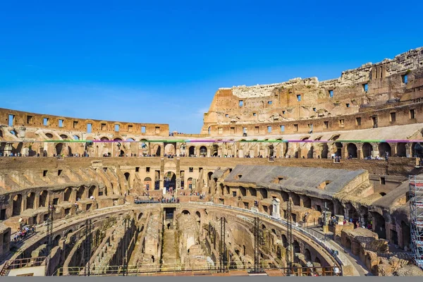 Interior del Coliseo, Roma — Foto de Stock