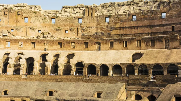 Интерьер Колизея, Рим — стоковое фото