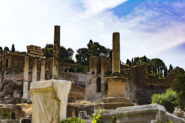 Ruínas do fórum romano em Roma, itália. — Fotografia de Stock