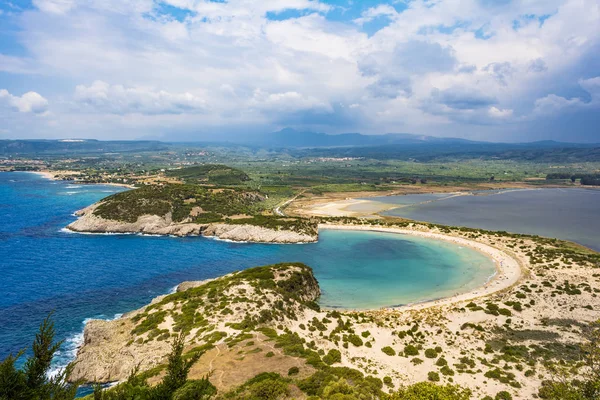 Voidokilia Beach Palaiokastro üzerinden Yunanistan Peloponnese bölgesinde görüntüle