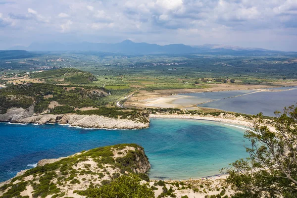 Widok z plaży Voidokilia w regionie Peloponez Grecja Palaiokastro — Zdjęcie stockowe
