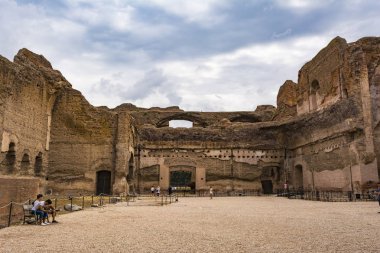 Caracalla hamamları - Terme di Caracalla kalıntıları