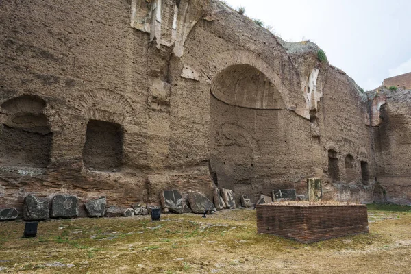 Ruins of the Baths of Caracalla - Terme di Caracalla — Stock Photo, Image