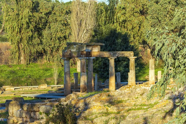 Temple of Artemis in archaeological site of Brauron, Attica, Greece — Stock Photo, Image
