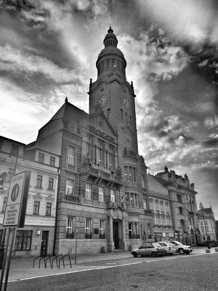 Blackandwhite Belediye Binası 