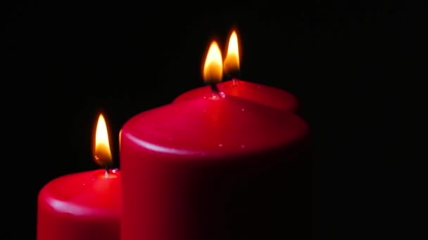 Red candles rotating around — Stock Video