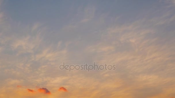 Sunset bulvarında bir tropikal Karayipler Beach — Stok video