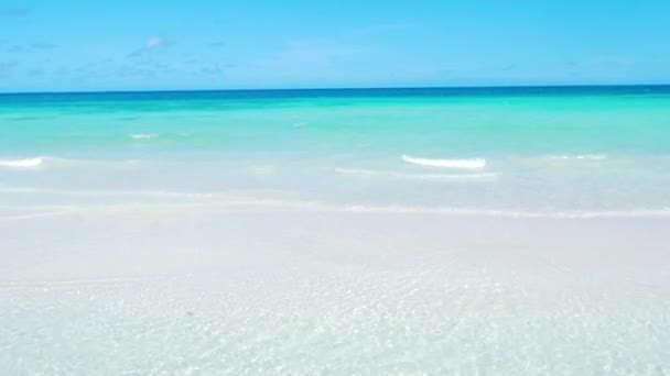 Hermosa playa caribeña — Vídeo de stock