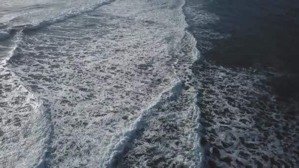 Aerial View Rough Ocean Waves Daytime Iceland — Stock Video