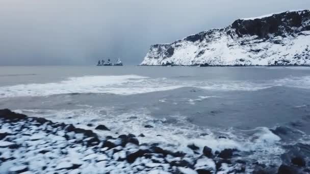 Aerial View Beautiful Ocean Basalt Rock Formations Daytime Iceland — Stock Video