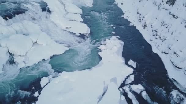 Luchtfoto Van Waterval Winter Ijsland — Stockvideo