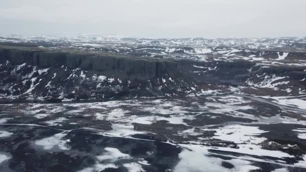Вид Воздуха Зимний Горный Хребет Дневное Время Исландия — стоковое видео