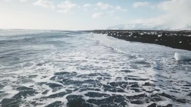 Vista Aérea Das Ondas Oceano Diamond Beach Durante Dia Islândia — Vídeo de Stock