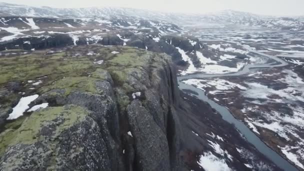 Letecký Pohled Velkých Horský Hřeben Zimě Dne Island — Stock video