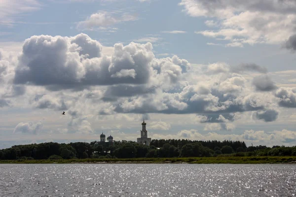 Antiga fortaleza russa em Novgorod — Fotografia de Stock