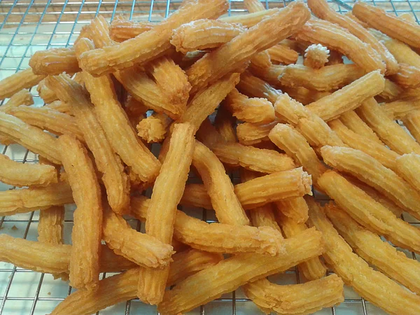 Bastoncini di pasta fritti spagnoli — Foto Stock