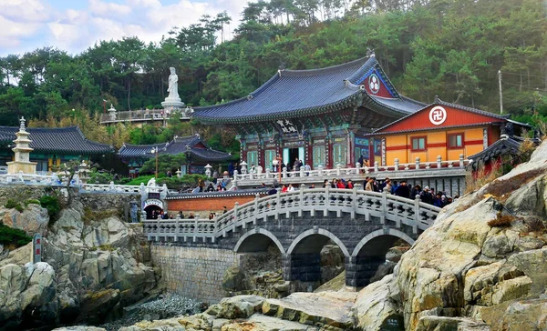 해 동 yonggungsa 사원 — 스톡 사진