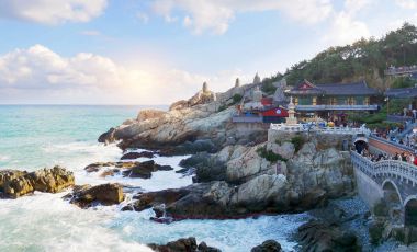 haedong yonggungsa tapınakta busan.