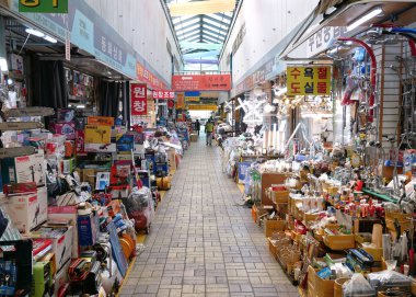 Busan içinde geleneksel Pazar Gukje Pazar.