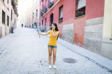 esmer kız alma selfie