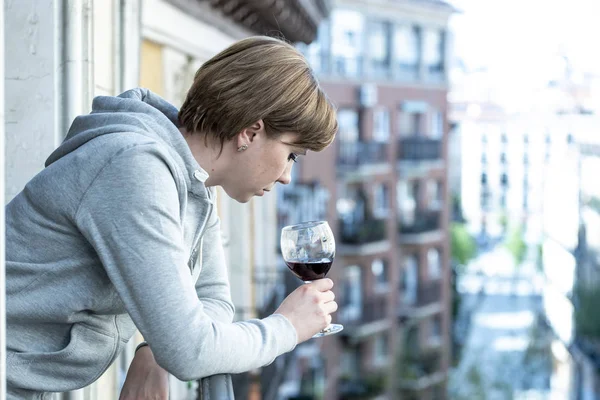 Beautiful Red Haired Caucasian Woman Suffering Depression Holding Glass Wine — Stock Photo, Image