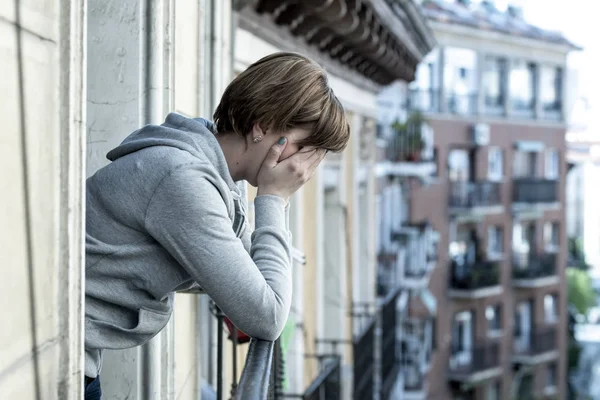 Giovane Attraente Donna Caucasica Suicida Infelice Che Soffre Depressione Sentirsi — Foto Stock