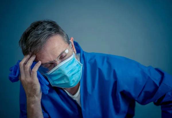Covid Exhausted Doctor Looking Worried Coronavirus Infected Cases Death Tolls — Stock Photo, Image