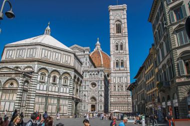 Mermerler Santa Maria Novella Kilisesi birçok türde cephe görünümü