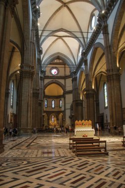 Mermerler Santa Maria Novella Kilisesi birçok türde cephe görünümü