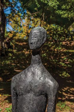 Campos yakınındaki Açık Hava Müzesi Felicia Leirner heykel yapmak Jordao