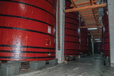 Aurora Şaraphanesinde ahşap depolama tankları ve ekipmanları