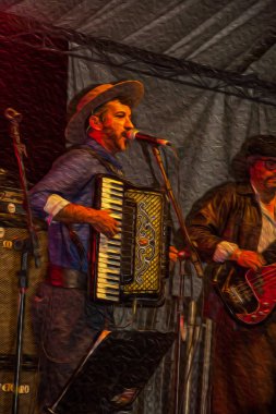 Geleneksel bir folklor festivalinde müzisyenler