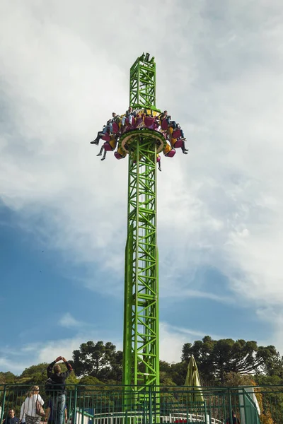 People having fun on amusement park — Stock Photo, Image