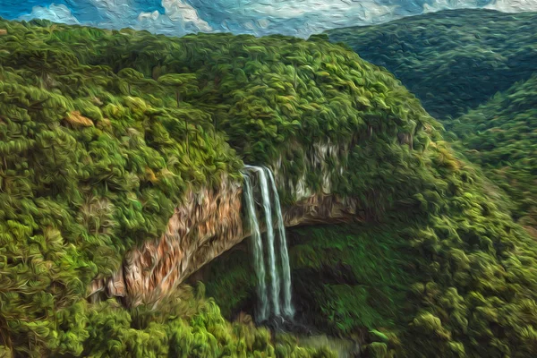 Водоспад падає зі скелі, вкрито лісом — стокове фото