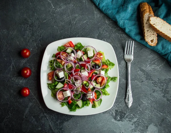  Lezzetli Yunan salatası