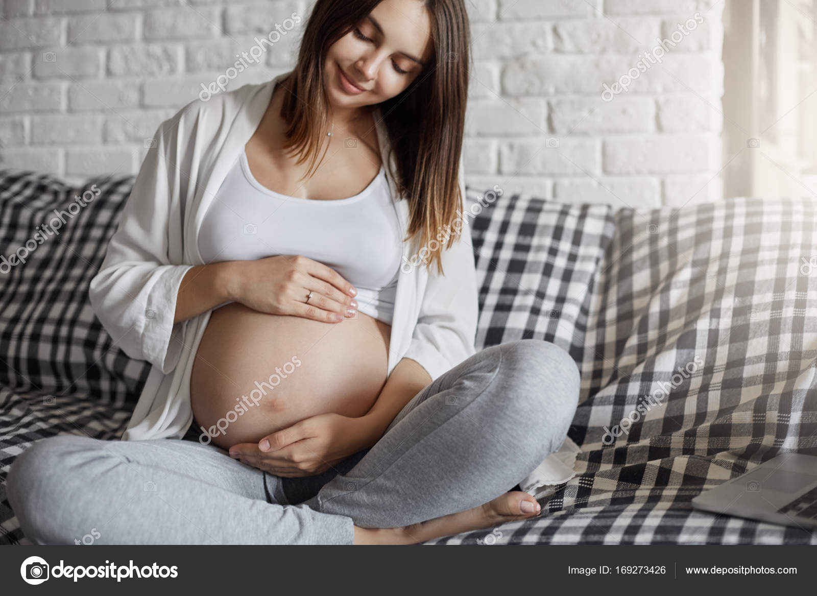 Beautiful Pregnancy Pictures With Husband - Love And Pregnancy Pregnant Woman And Husband Stock Image Image Of Expectant Maternal 30983653 - Check spelling or type a new query.