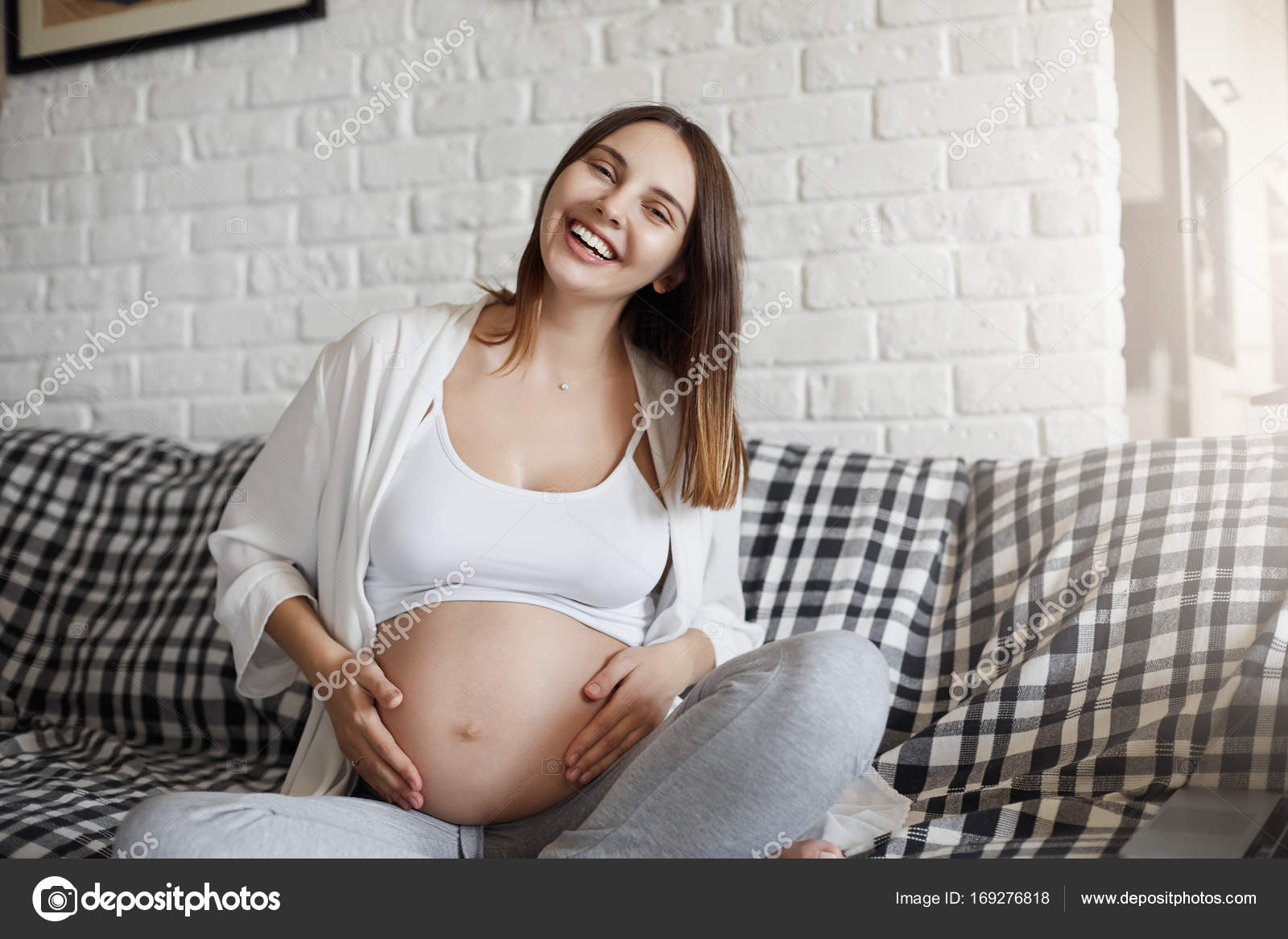 New Naked Pregnant Girls New Naked Pregnant Girls