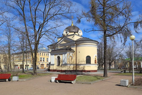 Świątynia kaplica Tichwin ikony Matki Bożej w St — Zdjęcie stockowe