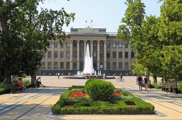 O edifício da Assembleia Legislativa do Território de Krasnodar — Fotografia de Stock