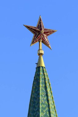 Kremlin'in mavi sk karşı Borovitsky kulenin sivri