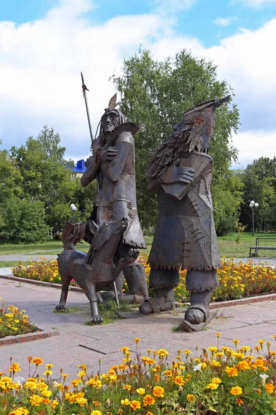 Monumento aos personagens do romance de Daniel Defoe no S — Fotografia de Stock