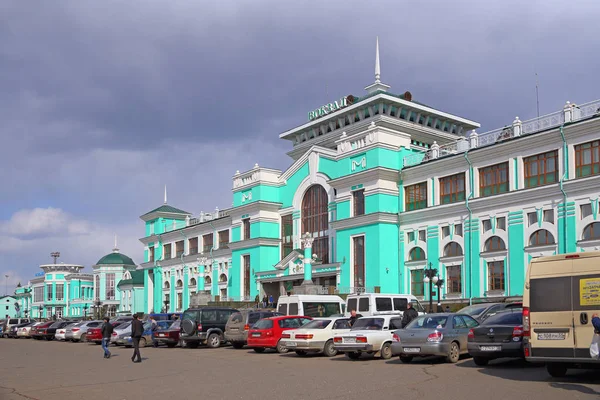 Rusya 'nın Omsk kentindeki tren istasyonu — Stok fotoğraf