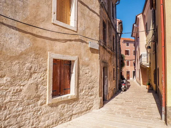 Empty street in the old town — Stock Photo, Image