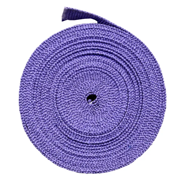 Écheveau de ruban textile violet isolé sur blanc — Photo