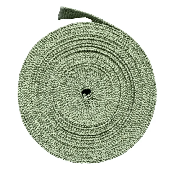 Écheveau de ruban textile vert isolé sur blanc — Photo