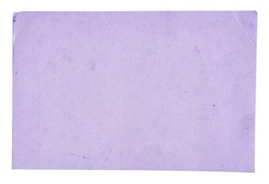 Menekşe sayfası eski kağıt üzerinde beyaz izole boyalı  