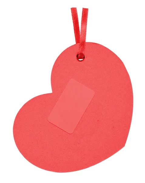 Şekil üzerinde beyaz izole kalp kırmızı karton etiket — Stok fotoğraf