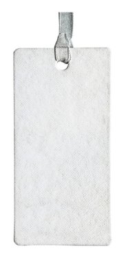 Boş beyaz karton etiket üzerinde beyaz izole 