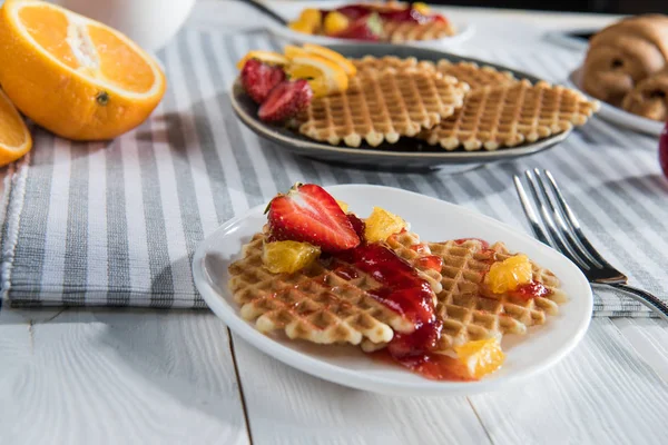 Fresh tasty breakfast with waffles — Stock Photo, Image