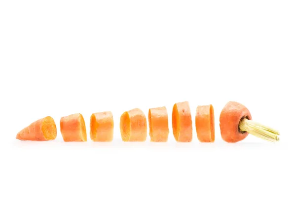 Ломтики спелой свежей моркови — стоковое фото